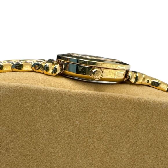 Michele 72-202-G Interchangeable 5-Bezel Watch Set Gold Bracelet and Straps - Picture 11 of 16